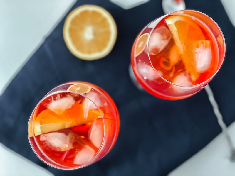 Aperol Spritz Recipe : Easy 3 Ingredint Cocktail