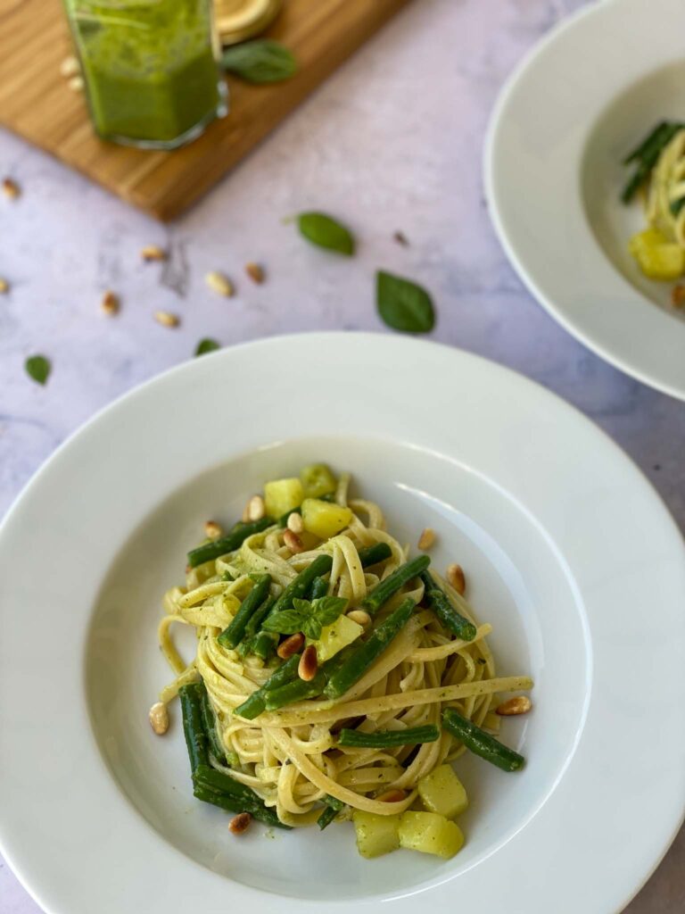 Pasta with homemade Pesto_Cover