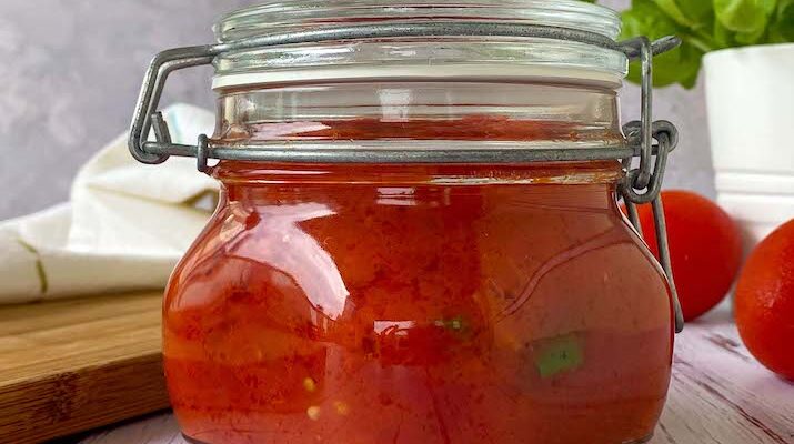 Authentic Italian Homemade Tomato Sauce
