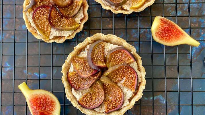 Fig Tartlets with Ricotta & Honey: Welcome Fall!