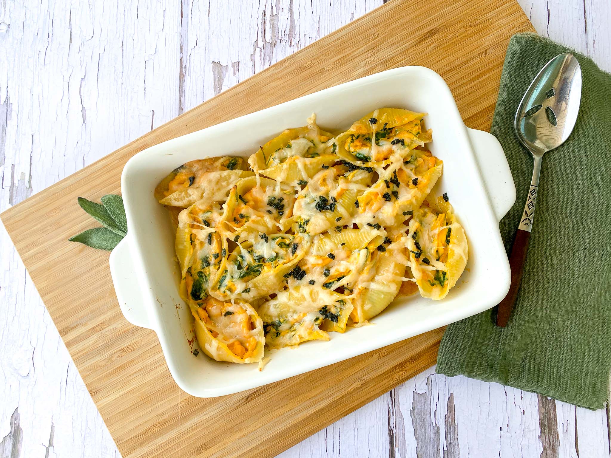 Traditional Pumpkin Stuffed Shells with Spinach and Ricotta
