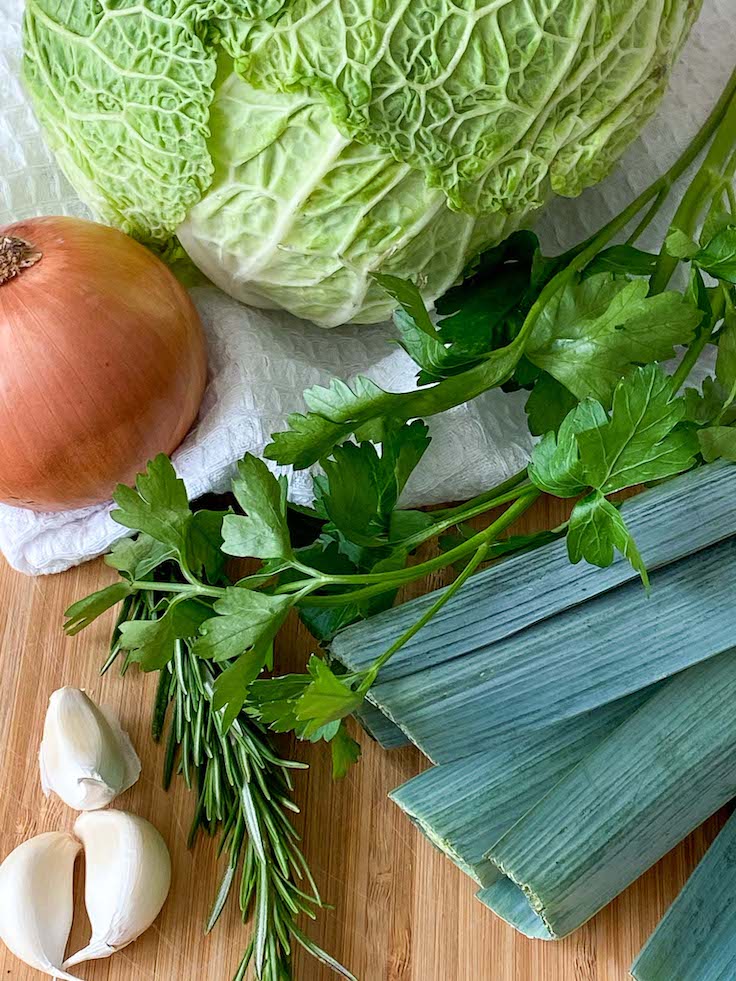 Quick-and-Easy-Cabbage-Soup-ingredients