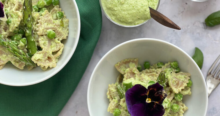Asparagus Pasta with Ricotta Pea Pesto