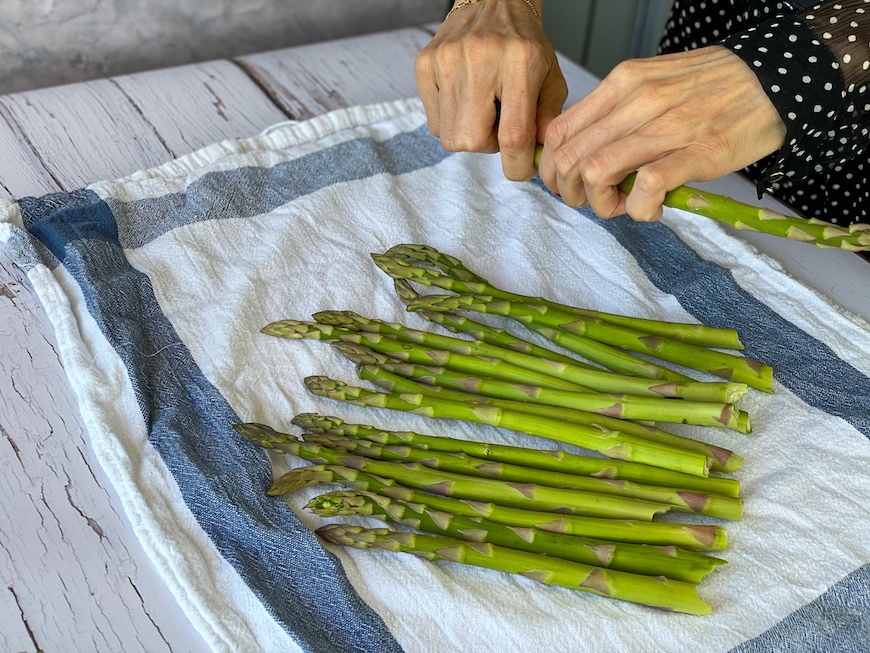 Snapping asparagus