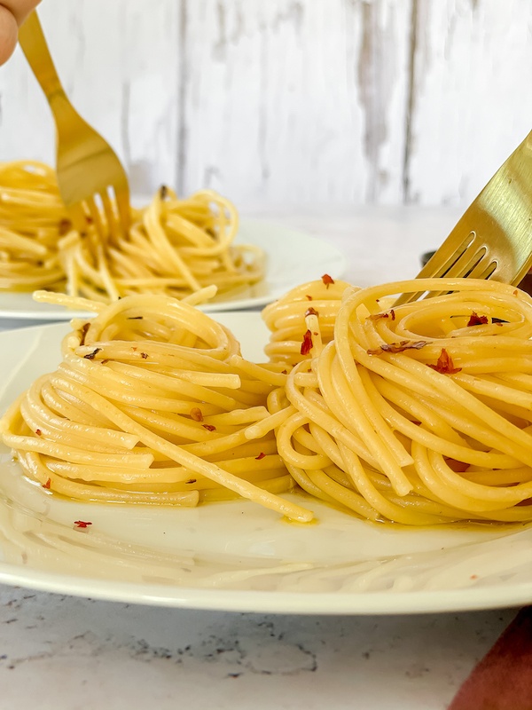 Spaghetti-Aglio-Olio-e-Peperoncino