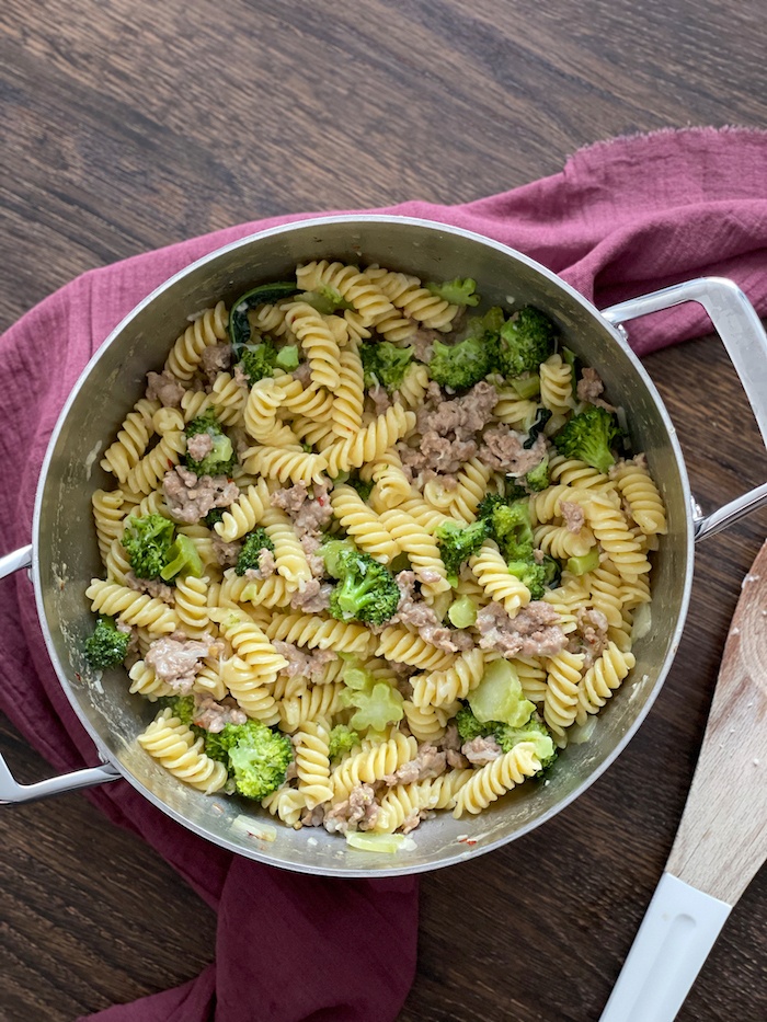 One Sausage Broccoli Pasta