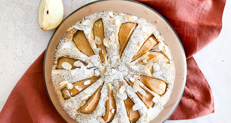 Easy Italian Pear Cake (Torta di Pere)