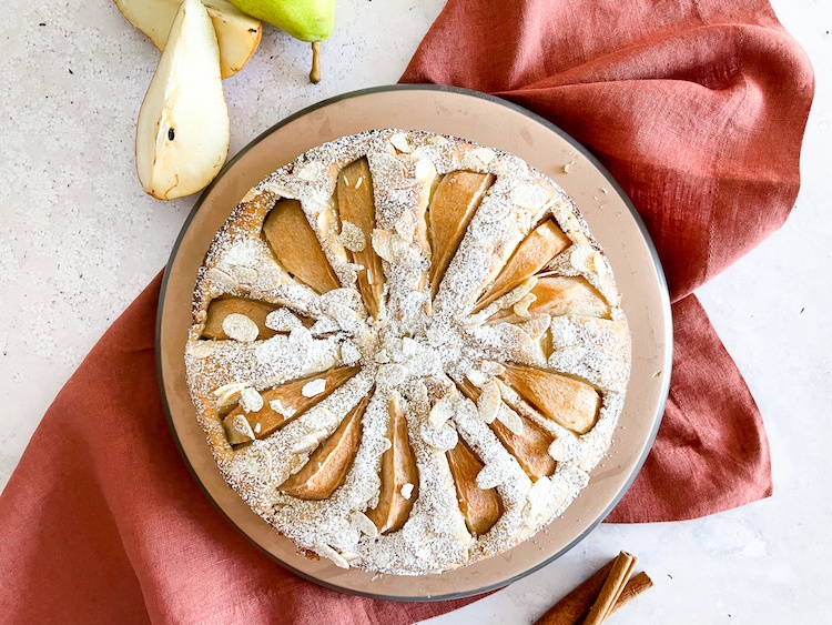 Easy Italian Pear Cake (Torta di Pere)