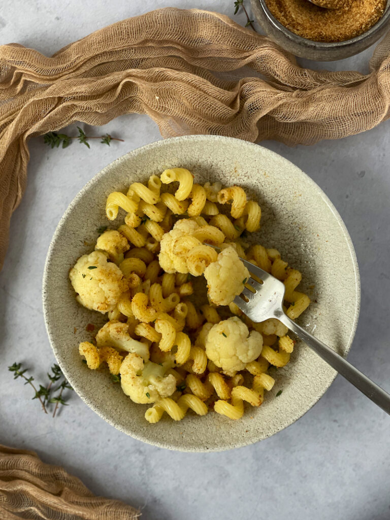 Cauliflower anchovies pasta