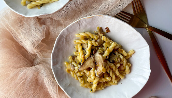 Gemelli Pasta with Leek and Mushroom