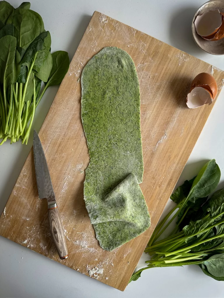 Ingredients to make green egg based fresh pasta