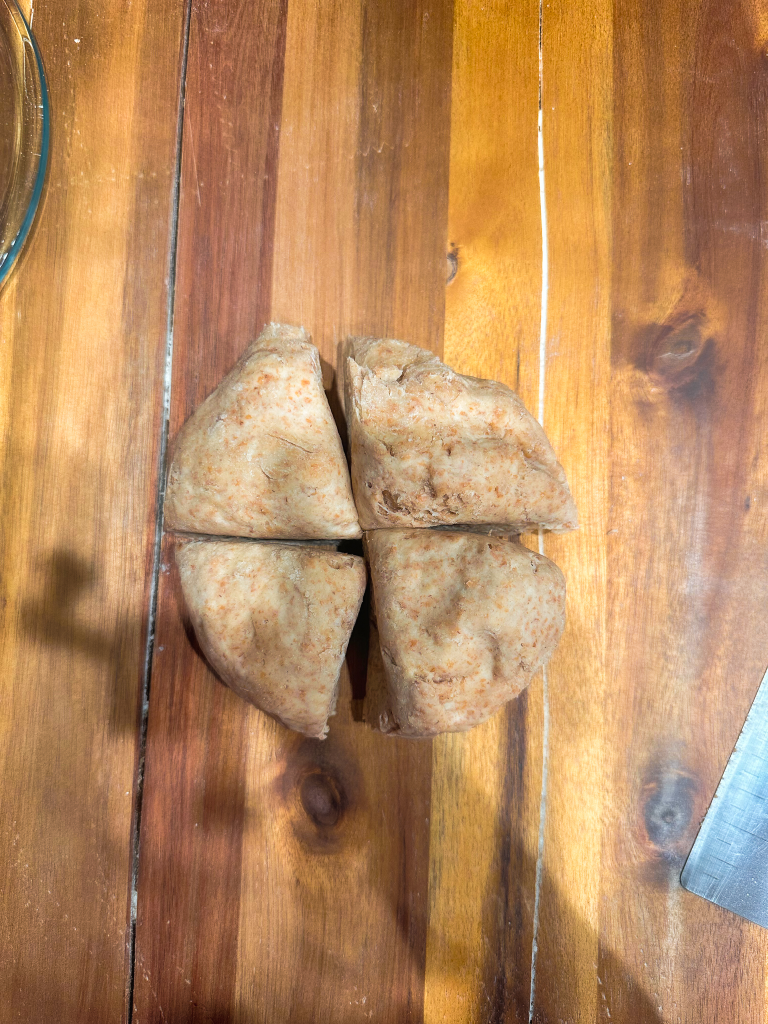 Spelt dough in 4 parts