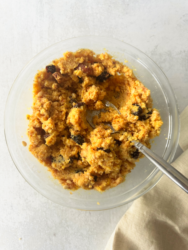 Batter of the pinza: rustic.