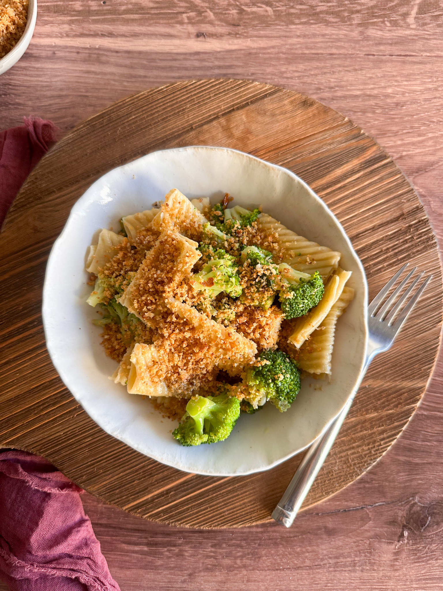 Rigatoni Broccoli Pasta recipe with anchovies and breadcrumbs